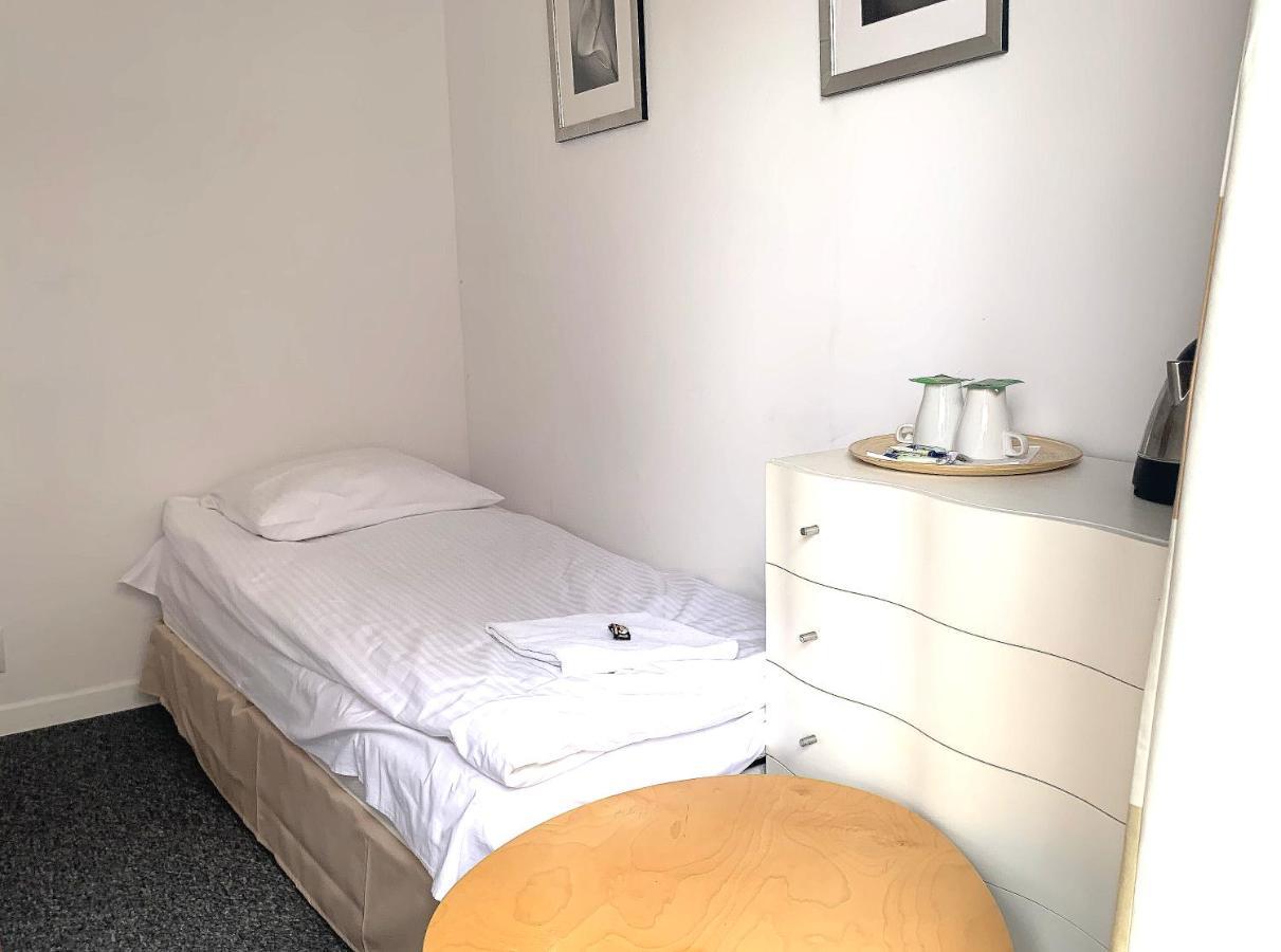 404 Rooms Wilanowska Warsaw Exterior photo