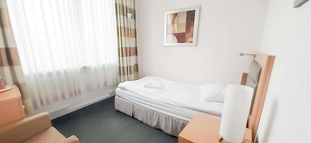 404 Rooms Wilanowska Warsaw Exterior photo
