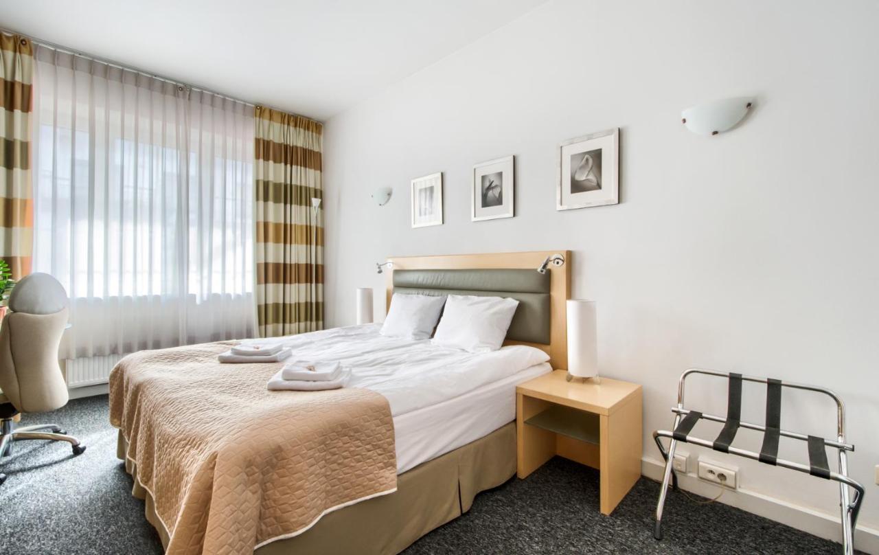 404 Rooms Wilanowska Warsaw Exterior photo